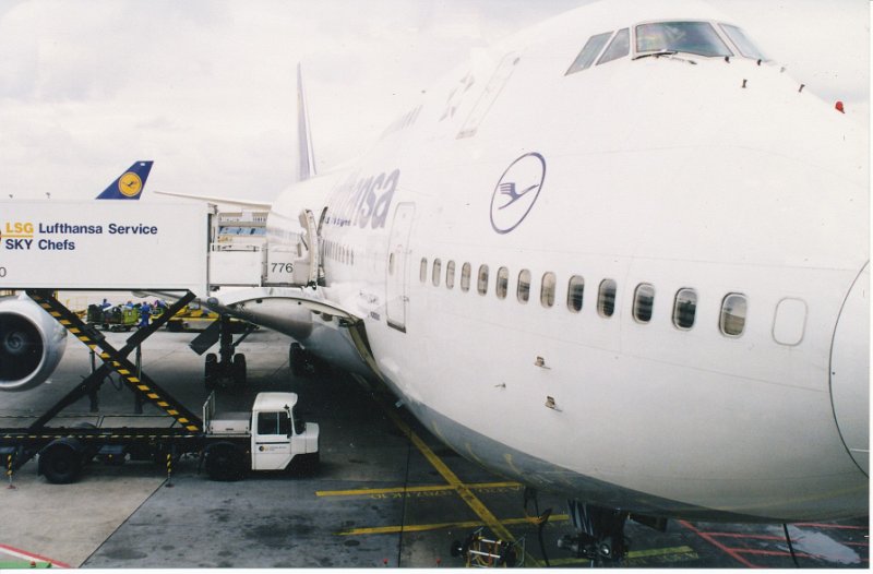 002-From the Frankfurt Airport lounge.jpg